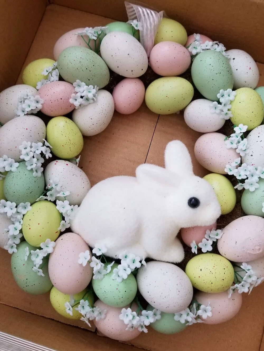 ❗Couquette Style Easter Wreath with Center Bunny and Speckled Pastel Eggs❗
